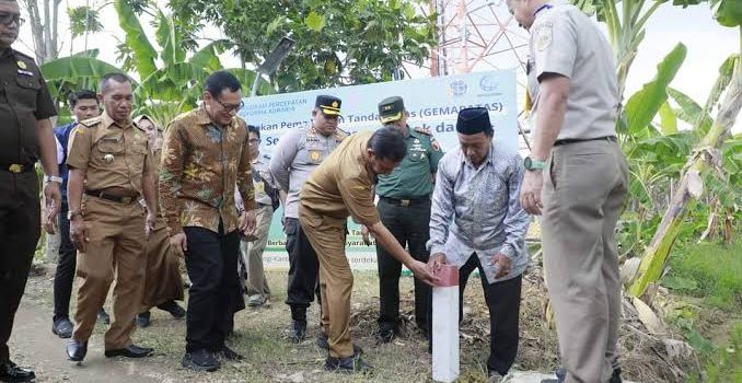 Pj Bupati Pamekasan Bangga Program PTSL di Pamekasan Tembus 50 Ribu